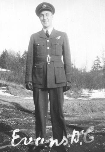 Cliff Evans posing in his Air Force uniform, Second World War