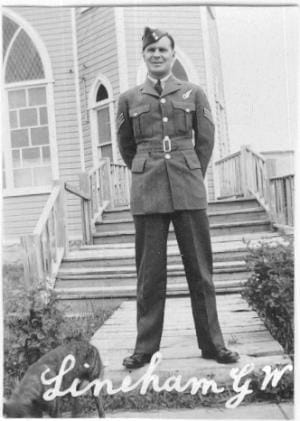 Glen Lineham in his Air Force uniform during World War Two. 